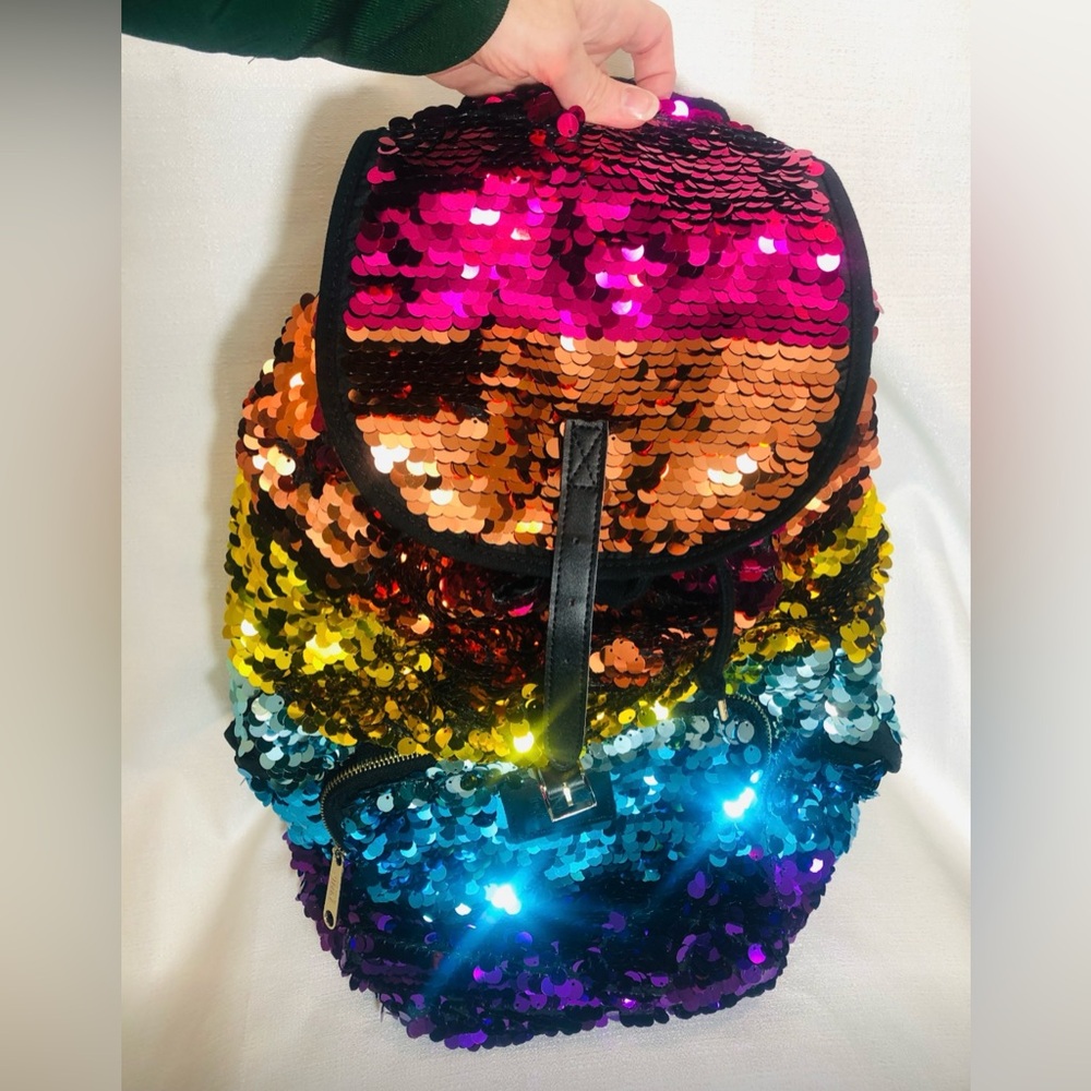 RARE NWOT 2012 Rainbow Sequin Sequins Backpack LIMITED EDITION